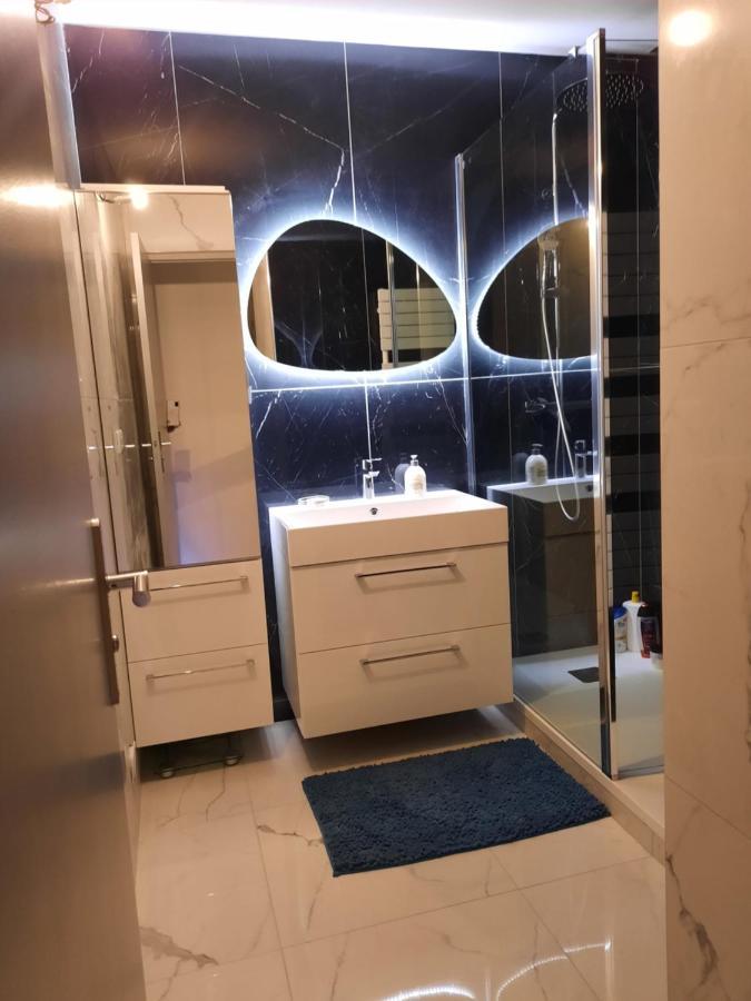 Mon petit Paradis, Cassis centre Apt 90 m2, 200 m Mer, terr plein sud, clim park privé Exterior foto